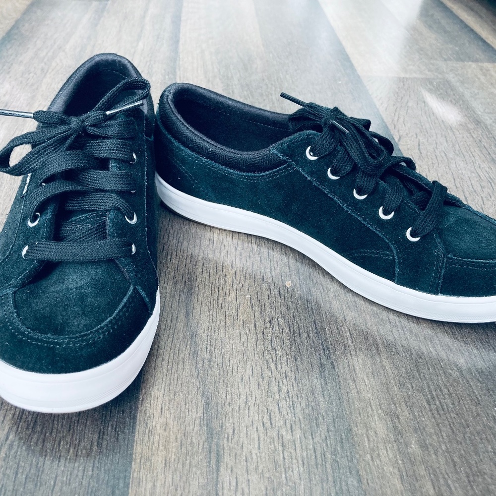 Keds